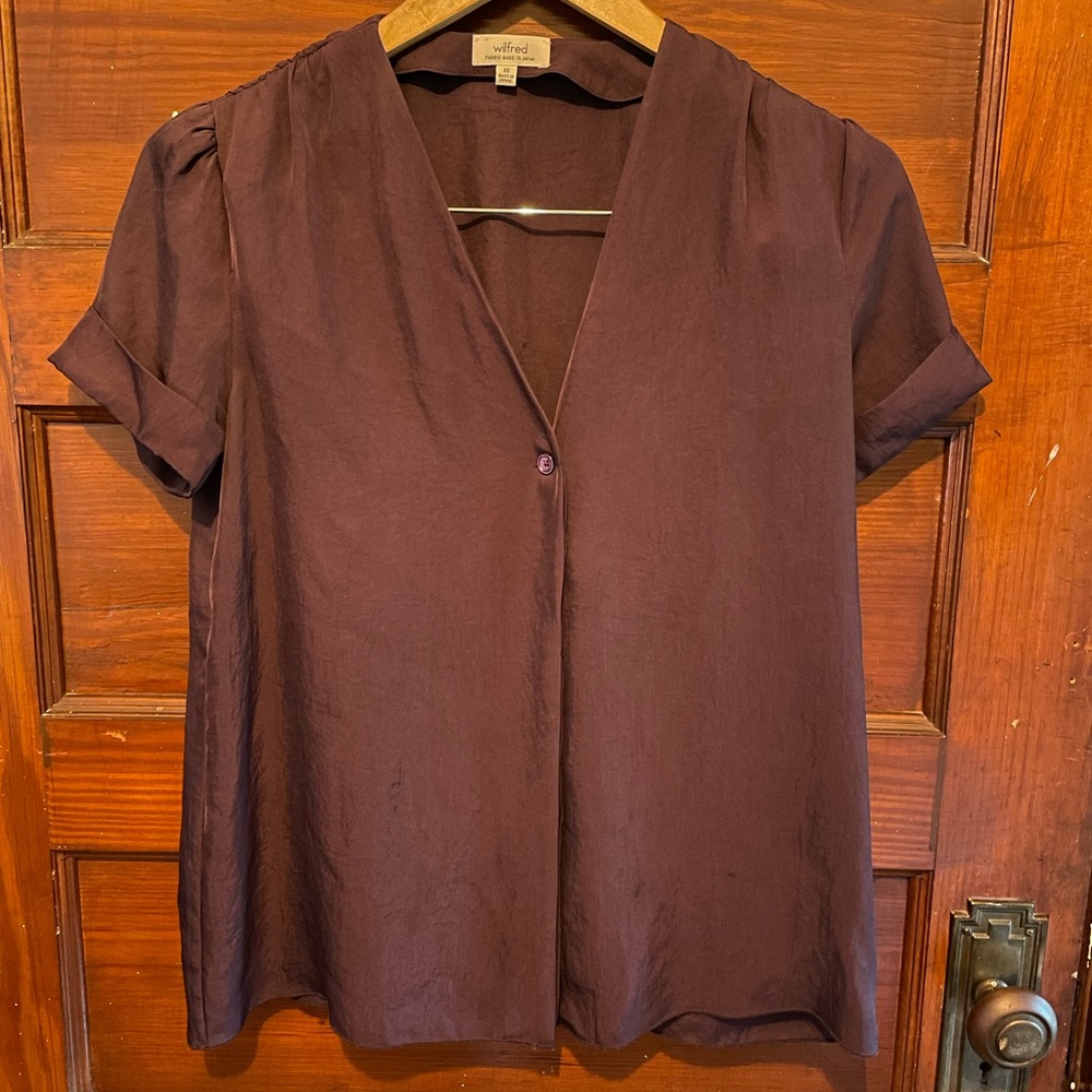 Wilfred blouse from Aritzia, plum size xs